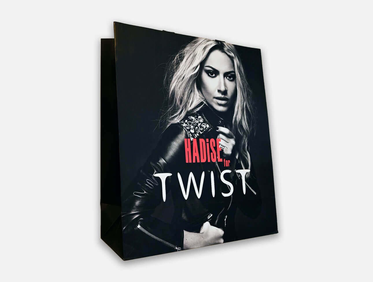 Twist için üretilmiş özel baskılı karton çanta
